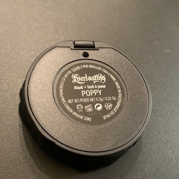 KVD Kat Avon D Everlasting Blush - Picture 4 of 6